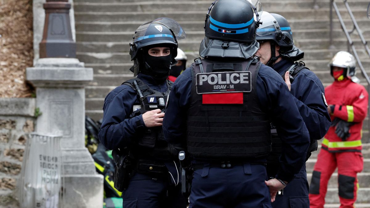 Ve Francii zatkli 16letého chlapce, který chtěl během olympiády umřít jako mučedník